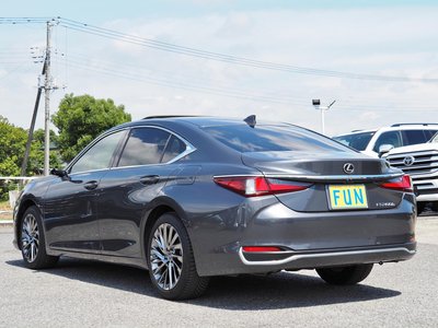 2024 Lexus ES photo 6