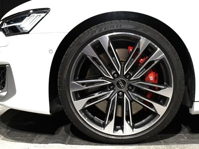 صورة مصغرة 135 لـ 2025 AUDI S6