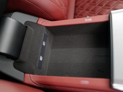 صورة مصغرة 78 لـ 2025 AUDI S6