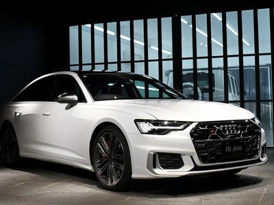 صورة مصغرة 114 لـ 2025 AUDI S6