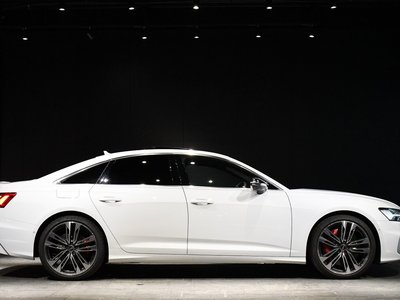 صورة مصغرة 121 لـ 2025 AUDI S6