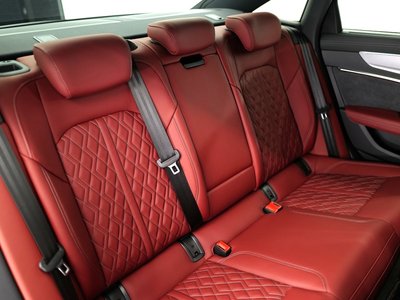 صورة مصغرة 72 لـ 2025 AUDI S6