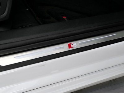 صورة مصغرة 18 لـ 2025 AUDI S6