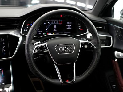 صورة مصغرة 21 لـ 2025 AUDI S6