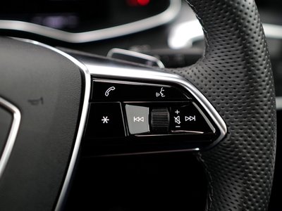 صورة مصغرة 25 لـ 2025 AUDI S6