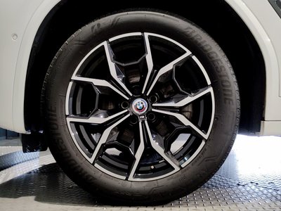 2023 BMW X4 thumbnail 39