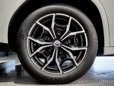 2023 BMW X4 thumbnail 42