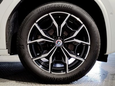 2023 BMW X4 thumbnail 41