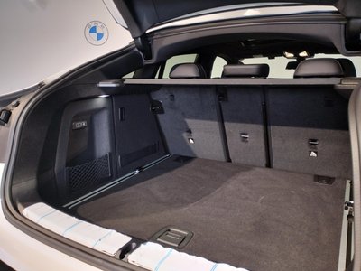 2023 BMW X4 thumbnail 34