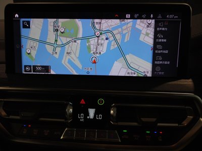 2023 BMW X4 thumbnail 18