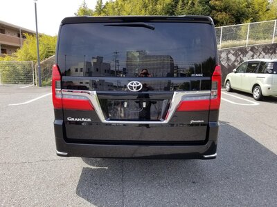2024 Toyota GRAND ACE — фото 4