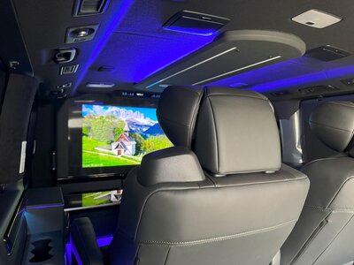 2024 Toyota GRAND ACE — фото 24