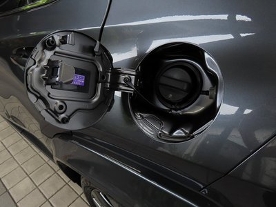 صورة 80 لـ 2024 Lexus UX