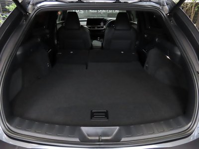 صورة 79 لـ 2024 Lexus UX