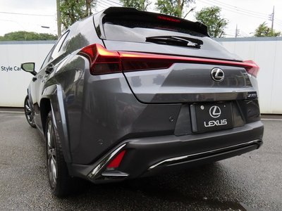 صورة 84 لـ 2024 Lexus UX