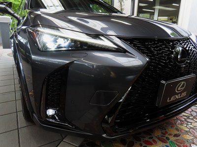 صورة 11 لـ 2024 Lexus UX