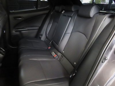 صورة 74 لـ 2024 Lexus UX