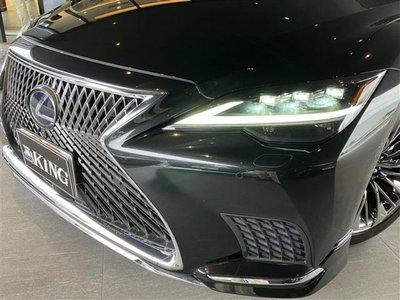 صورة 4 لـ 2021 Lexus LS
