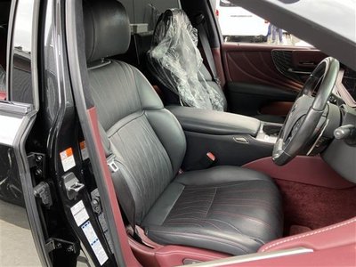 صورة 19 لـ 2021 Lexus LS