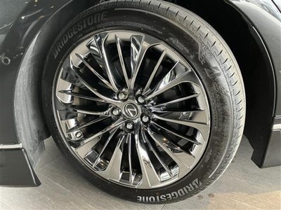 صورة 5 لـ 2021 Lexus LS