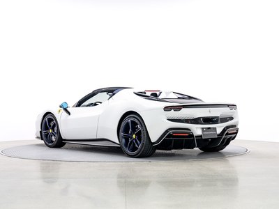 2025 Ferrari 296 GTS 照片 11