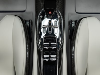 2025 Ferrari 296 GTS 缩略图 20