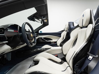 2025 Ferrari 296 GTS 照片 4