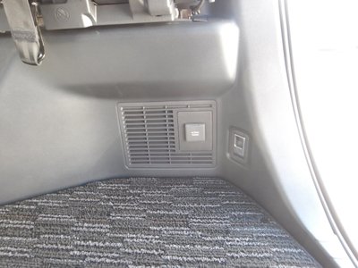 2025 Toyota ALPHARD 缩略图 33
