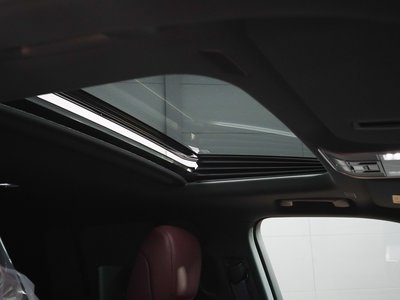 2024 Lexus LX thumbnail 73
