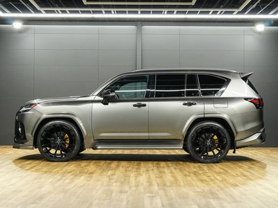 2024 Lexus LX thumbnail 29