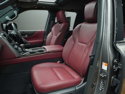 2024 Lexus LX thumbnail 23
