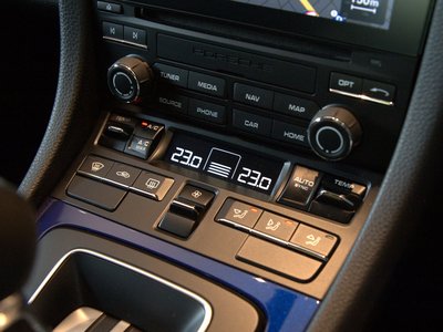 2021 Porsche 718 photo 15