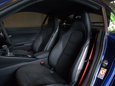 2021 Porsche 718 photo 4