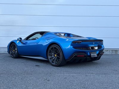 2023 Ferrari 296 GTS 照片 9