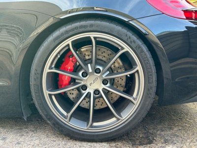 2016 Porsche CAYMAN photo 12