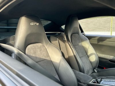 2016 Porsche CAYMAN photo 14