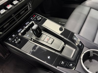 2024 Porsche 911 thumbnail 23