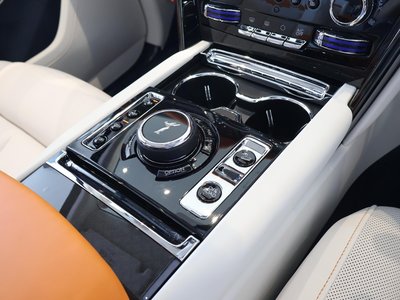 صورة مصغرة 37 لـ 2025 ROLLS-ROYCE CULLINAN