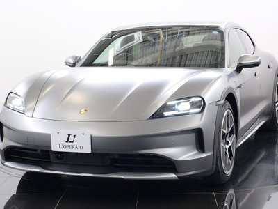 2024 Porsche TAYCAN photo 13