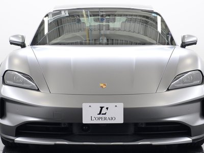 2024 Porsche TAYCAN photo 15