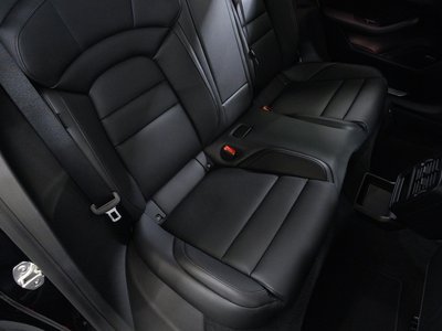 2024 Porsche TAYCAN thumbnail 42
