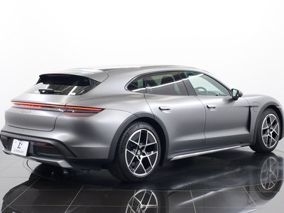 2024 Porsche TAYCAN thumbnail 19