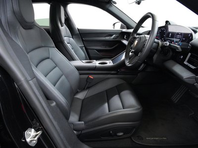 2024 Porsche TAYCAN thumbnail 26
