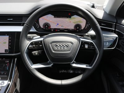 2025 AUDI A8 photo 5