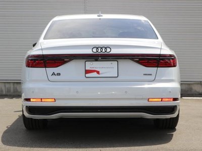 2025 AUDI A8 thumbnail 18