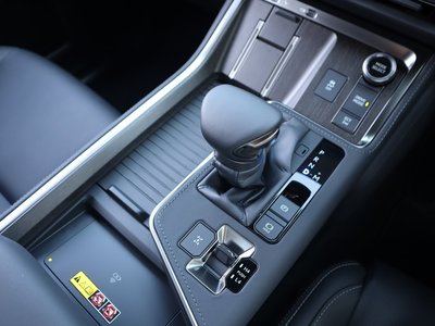 2025 Lexus GX — миниатюра 64
