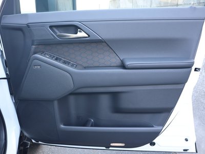 2025 Lexus GX — миниатюра 57