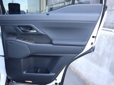 2025 Lexus GX — миниатюра 59
