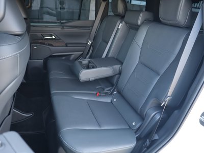 2025 Lexus GX — миниатюра 48
