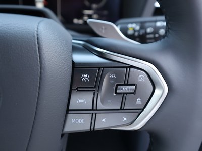 2025 Lexus GX — миниатюра 28